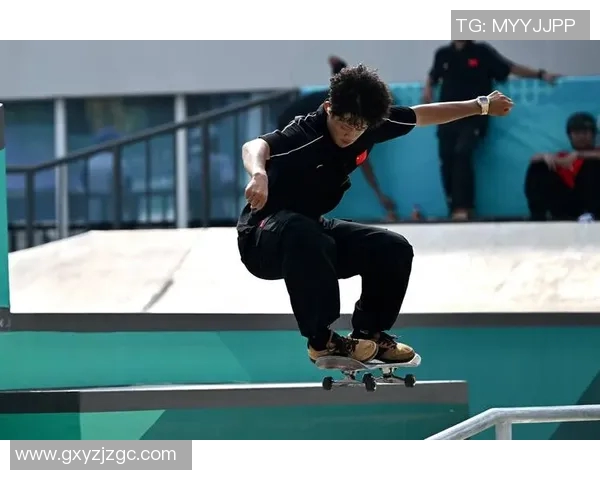 杭州攀岩队在滑板精英赛中的意识表现分析与点评